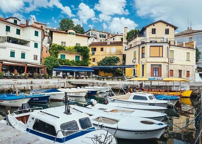 Arta Volosko Апартаменты *